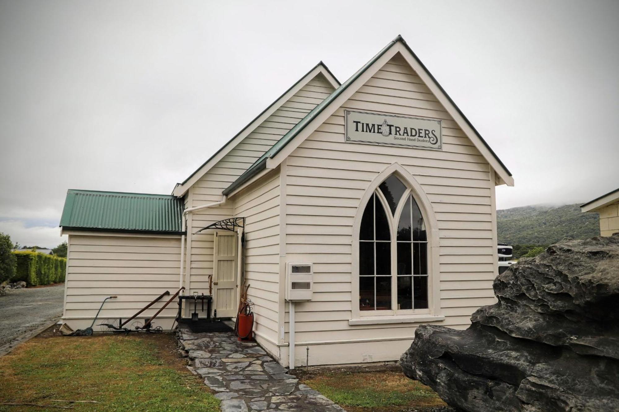 Catnap Cottage, Newly Renovated Manapouri Exterior photo